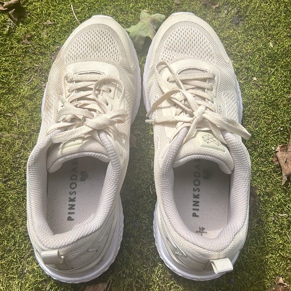 Pink Soda brand sneakers - Picture 7 of 7